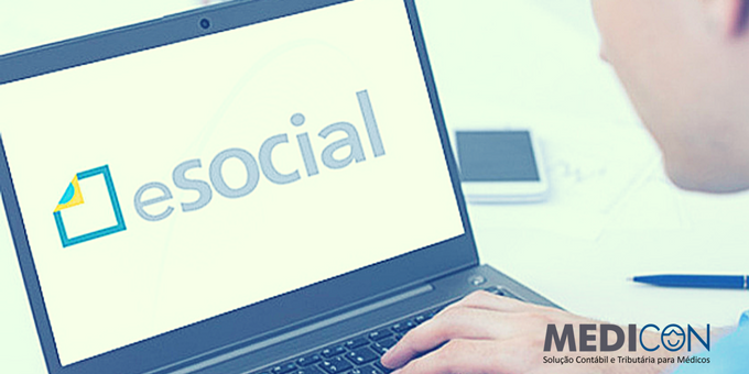 Empresas do Simples Devem Pagar eSocial? Cópia de Cópia de blog - Empresas do Simples Devem Pagar eSocial?